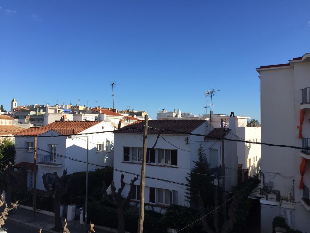 Apartamento Way To Bcn Sitges Exterior foto