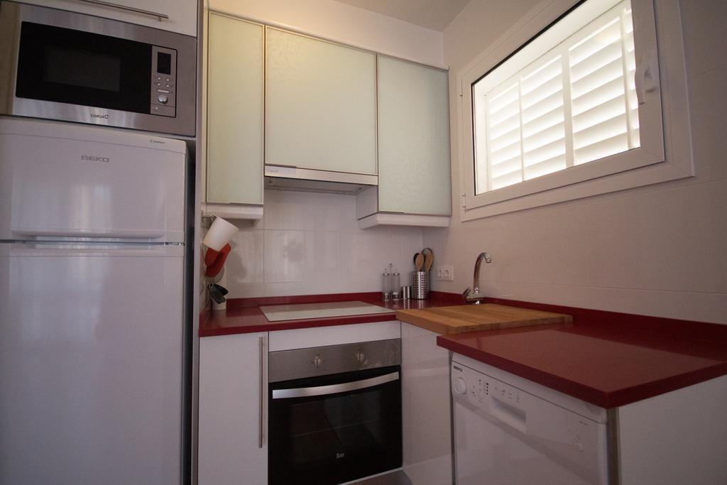Apartamento Way To Bcn Sitges Habitación foto